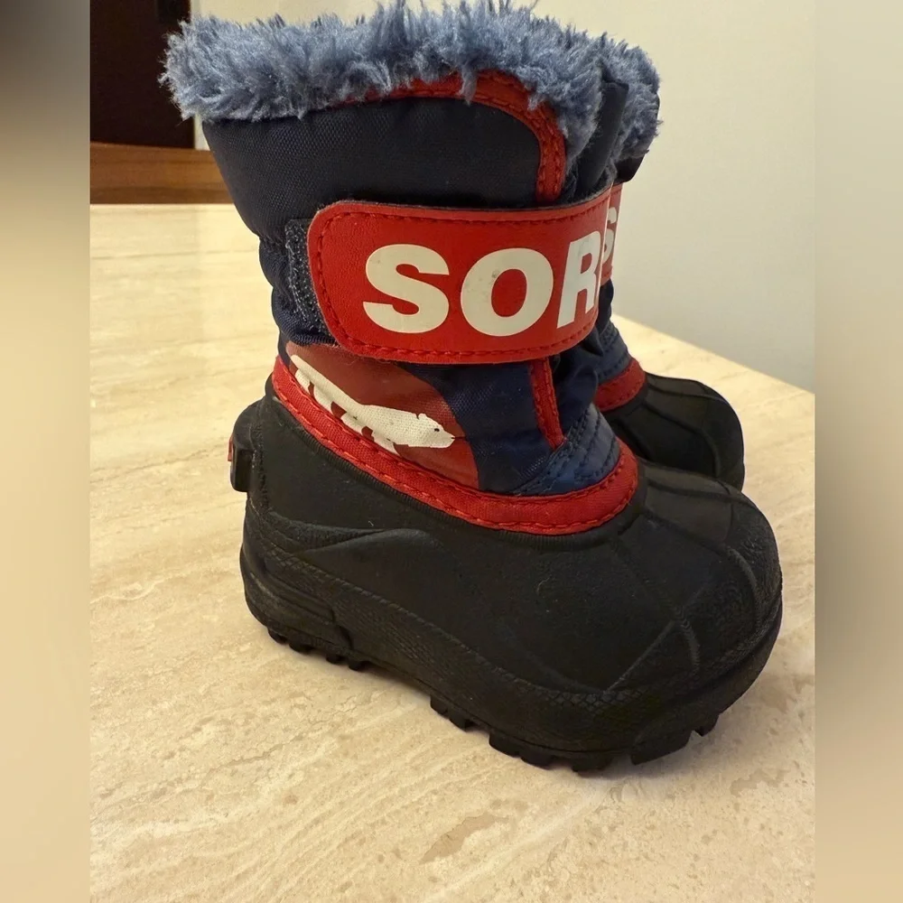 Sorel Blue, Black and Red Toddler Winter Snow Boots Size 4